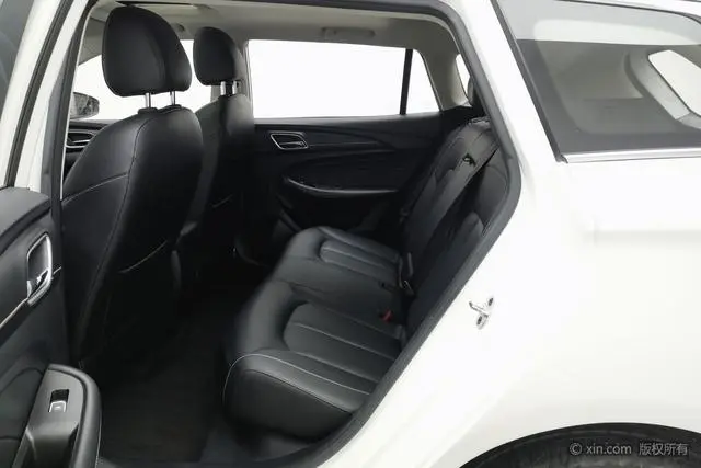 Roewe Roewe Ei5 Internet Deluxe Edition
