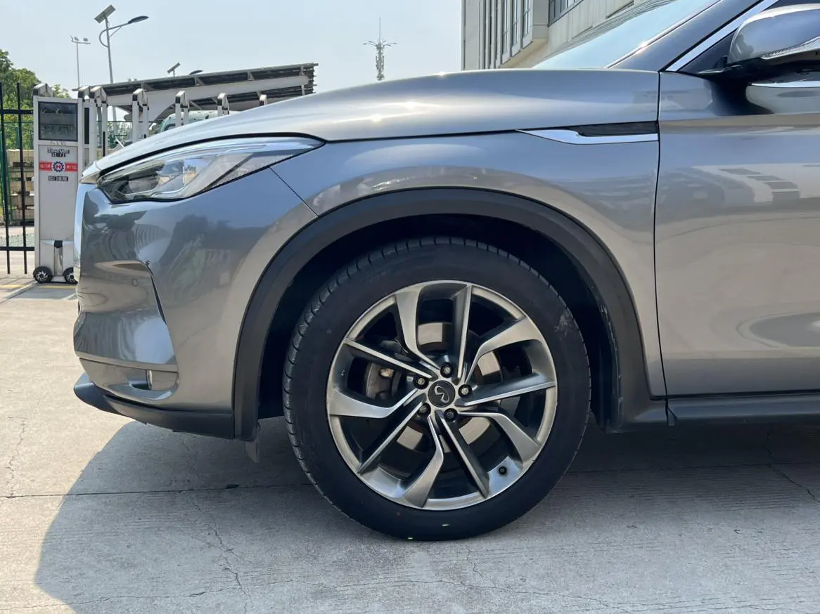 Infiniti Infiniti QX50 2.0T four-wheel drive smart version