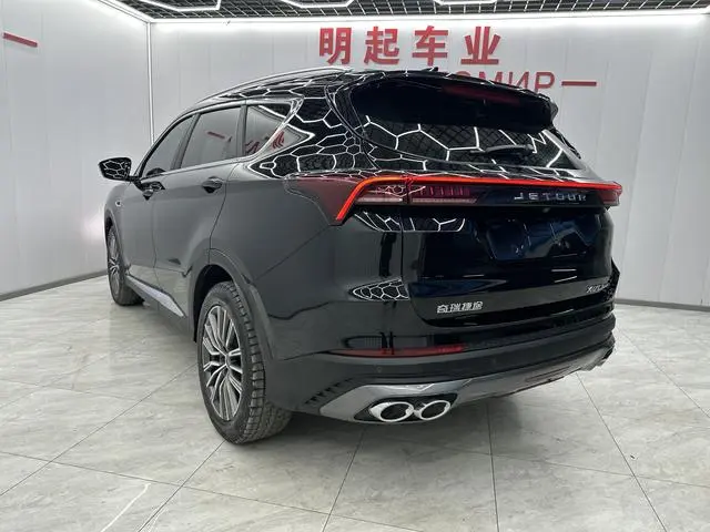 Chery Jetour Jietu X70 PLUS 1.5T DCT Brave PLUS 5 seats