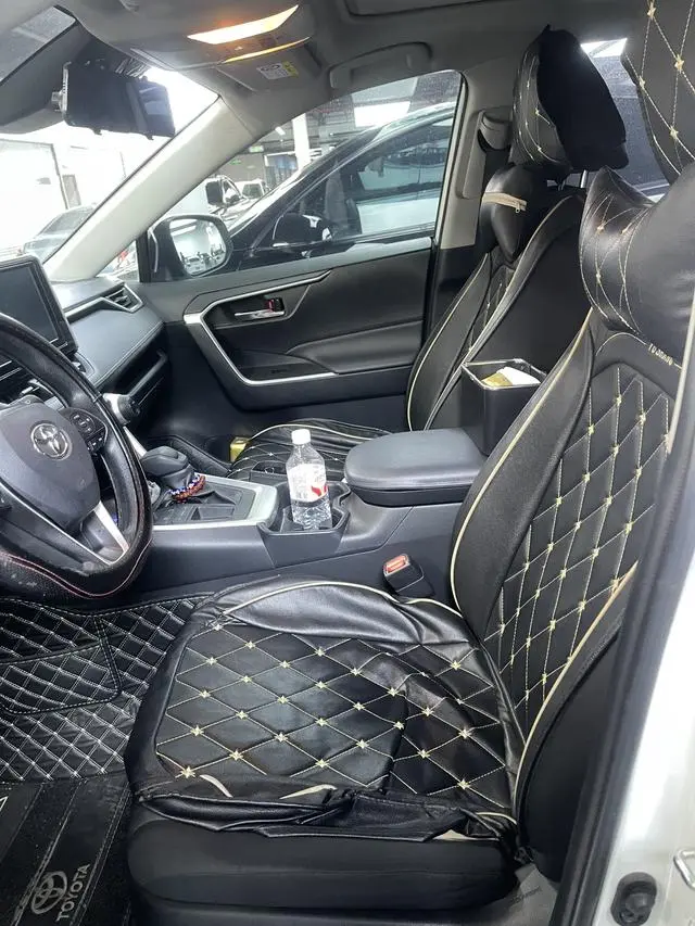 TOYOTA RAV4 Rongfang 2.0L CVT two-wheel drive urban edition