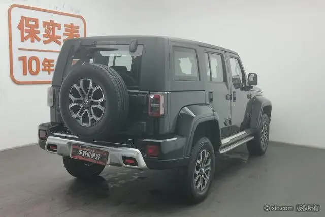 Beijing Beijing off-road BJ40 2.3T automatic four-wheel drive City Hunter Edition exclusive Country VI