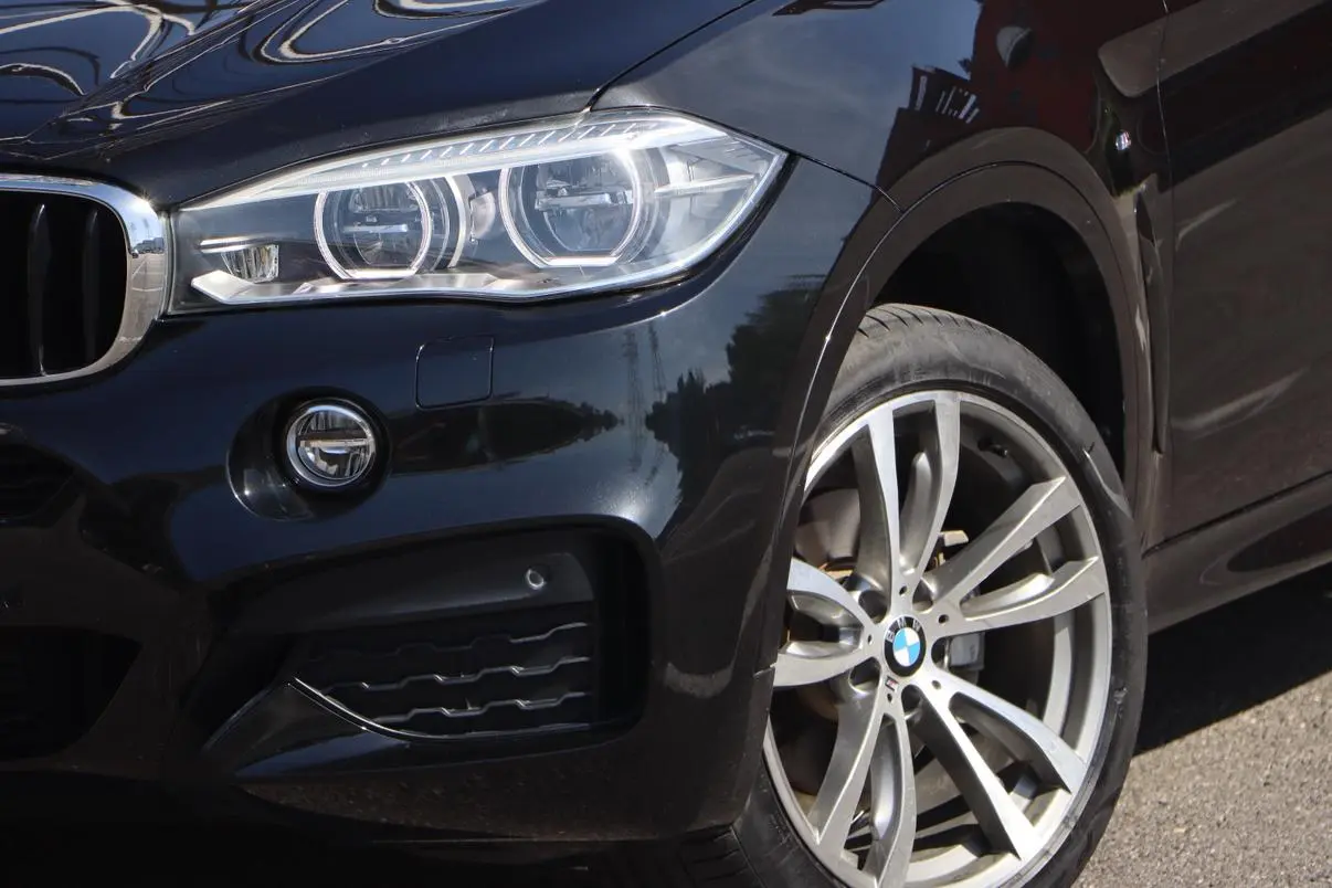 BMW BMW X6 xDrive28i M sports suit