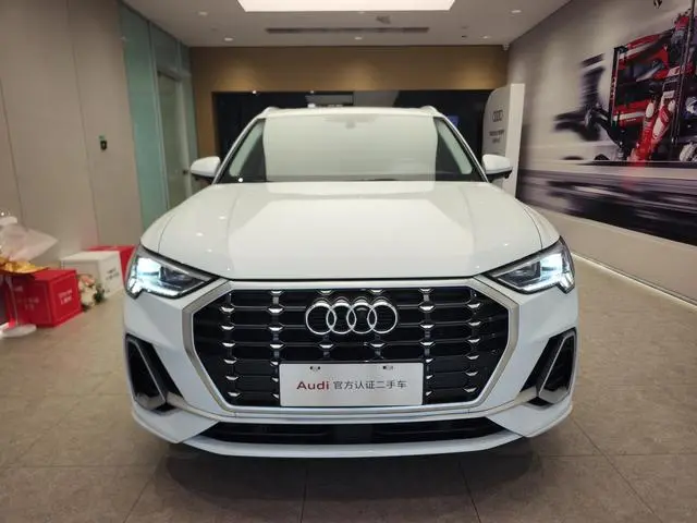 Audi Audi Q3 35 TFSI aggressive dynamic type