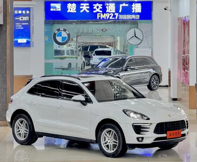 Porsche Macan Macan 2.0T