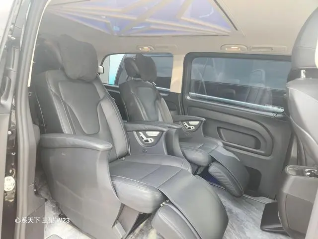 Mercedes-Benz Vito 2.0T Business Edition 7 Seats