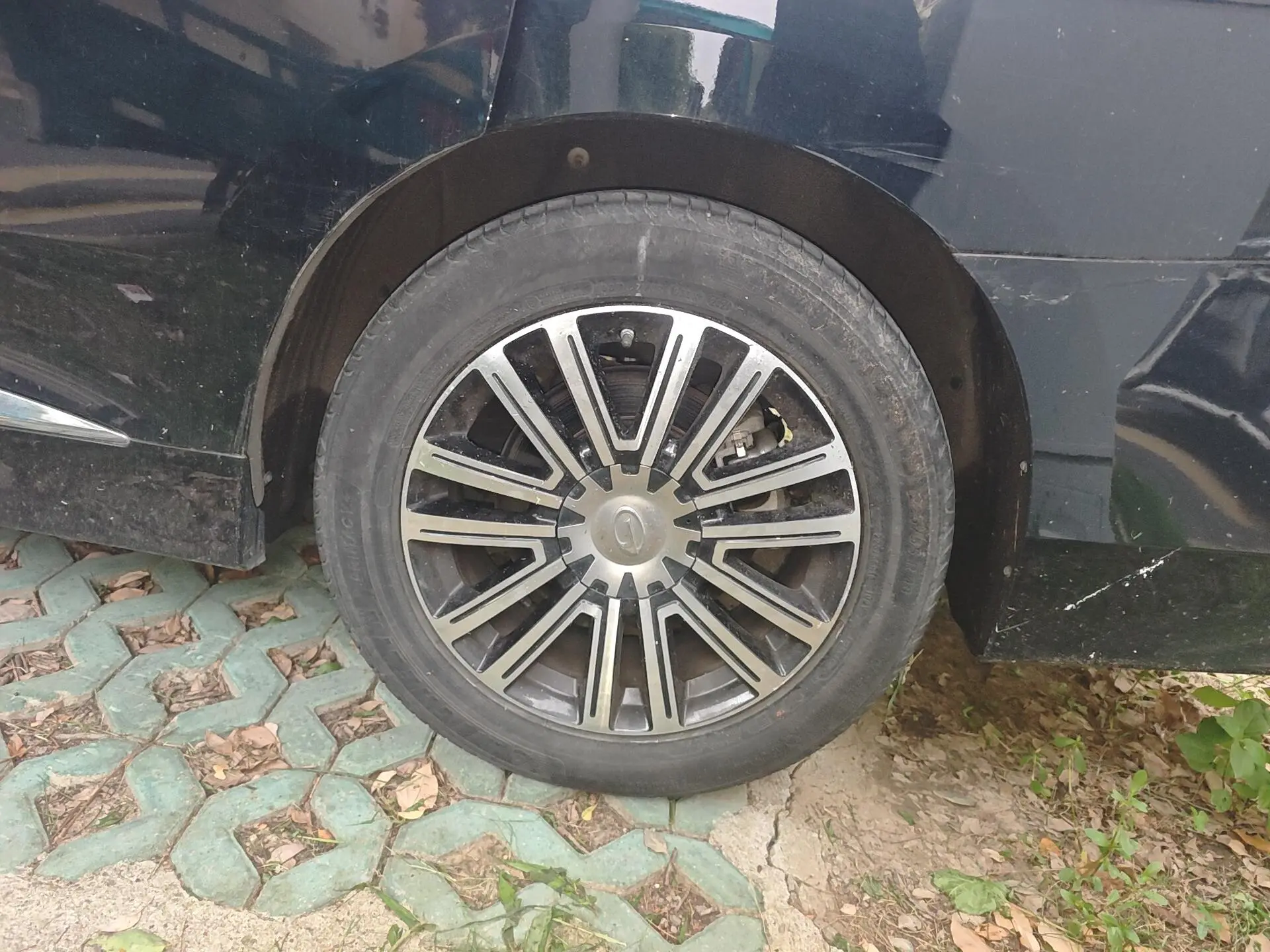 GAC Trumpchi M8 Lingxiu Series 390T Premium Edition