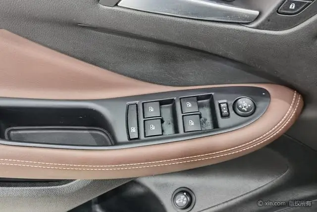 Buick Angkewei 20T two-wheel drive luxury
