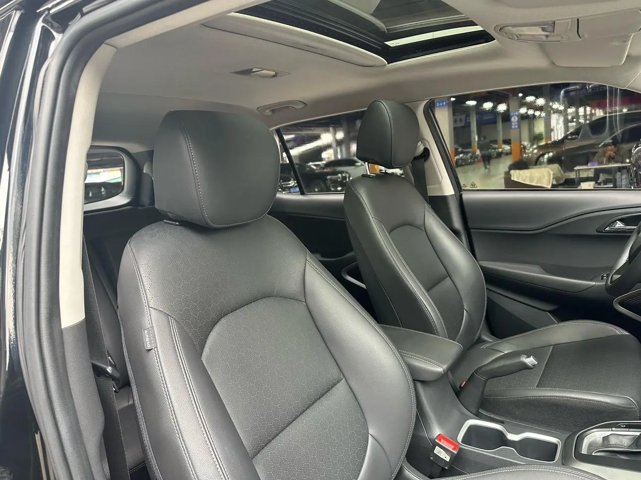 Hyundai Hyundai ix35 2.0L automatic two-wheel drive Zhiyong*Enjoy Edition