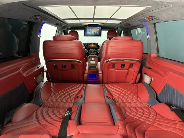 Mercedes-Benz Vito 2.0T Business Edition 7-seater Country VI