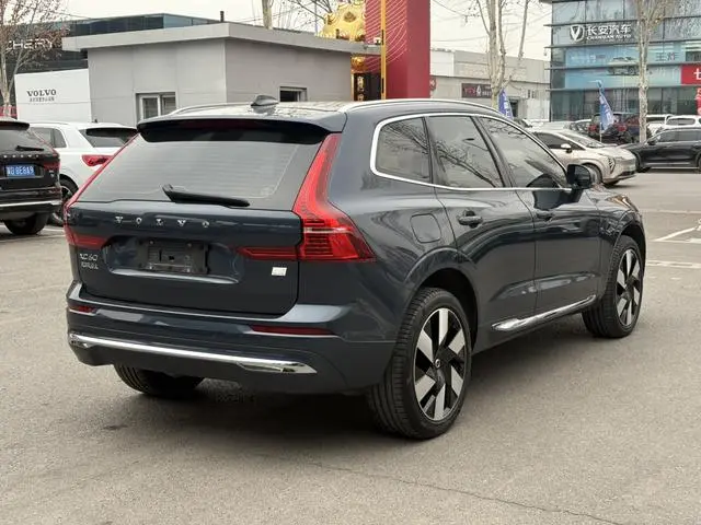 Volvo Volvo XC60 PHEV T8 four-wheel drive long battery life Zhiya Deluxe Edition