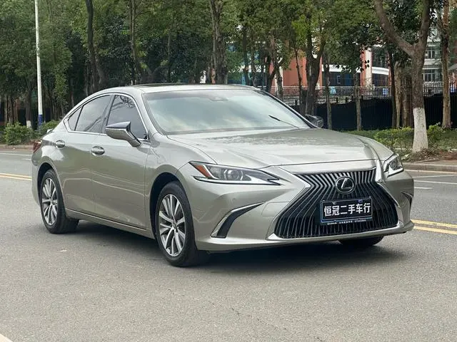 Lexus Lexus ES 200 Excellent Edition