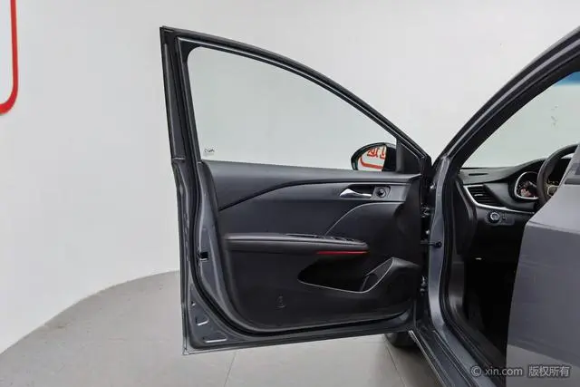 Chevrolet Cruze RS 330T automatic happy Version