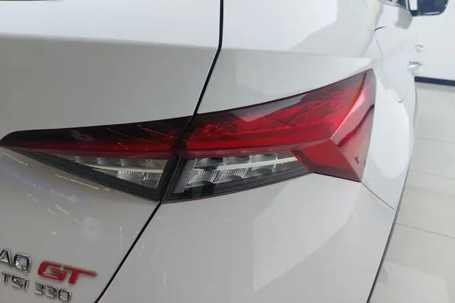 Skoda Kodiak GT ZI330 two-wheel drive deluxe edition Country VI