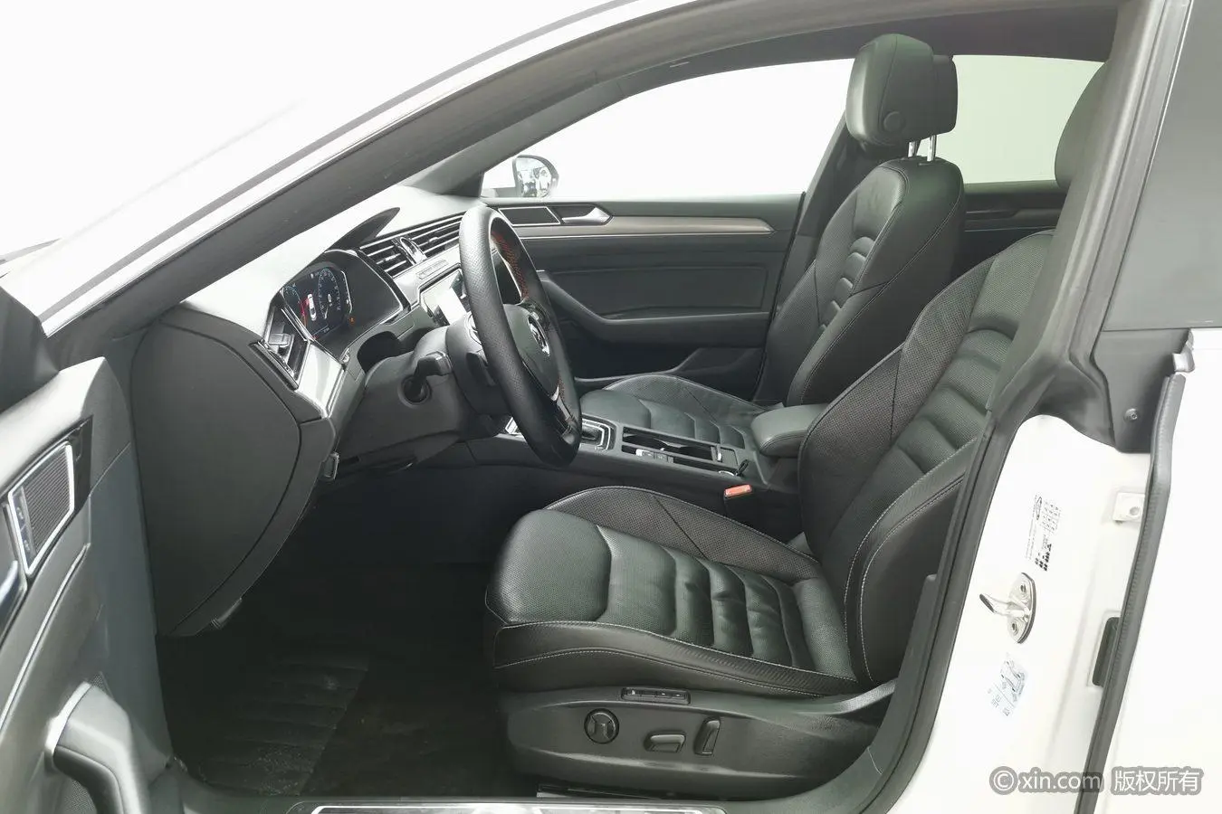 Volkswagen Volkswagen CC 330TSI Charm Edition Country VI