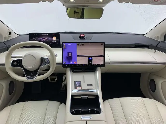 LUXEED Wisdom World S7 Ultra four-wheel drive sports edition