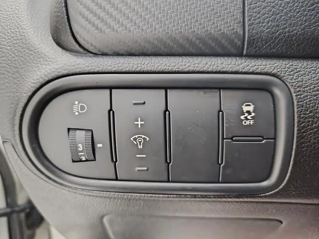 Kia Kia K3 1.6L automatic GLS