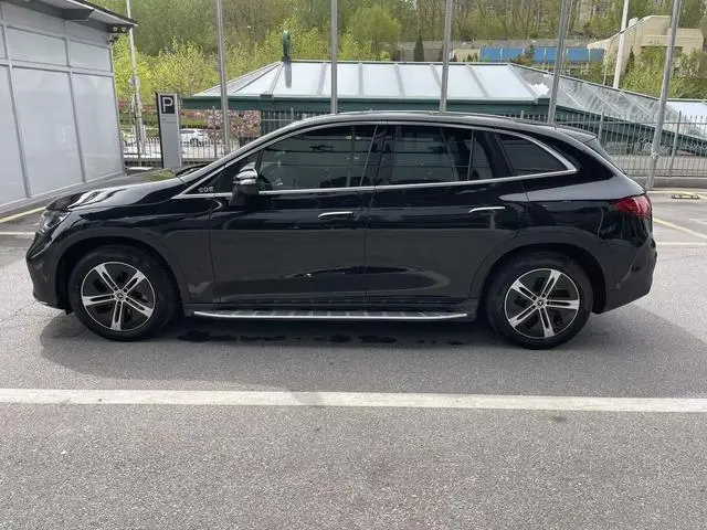 Mercedes-Benz Mercedes-Benz EQE SUV EQE SUV 500 4MATIC Pioneer Edition