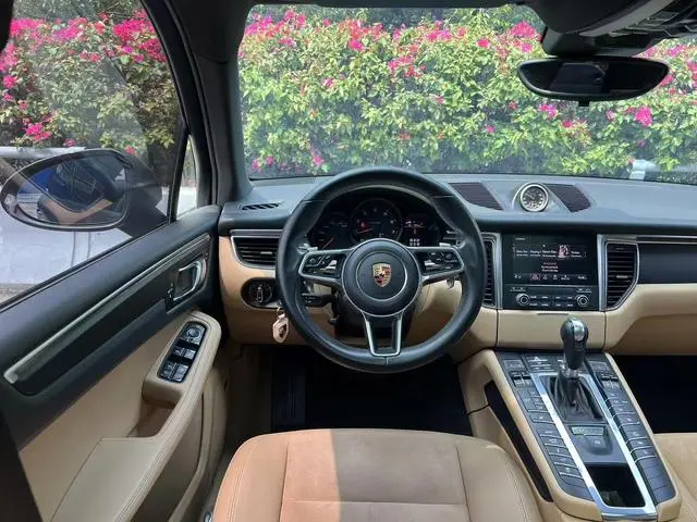 Porsche Macan Macan 2.0T