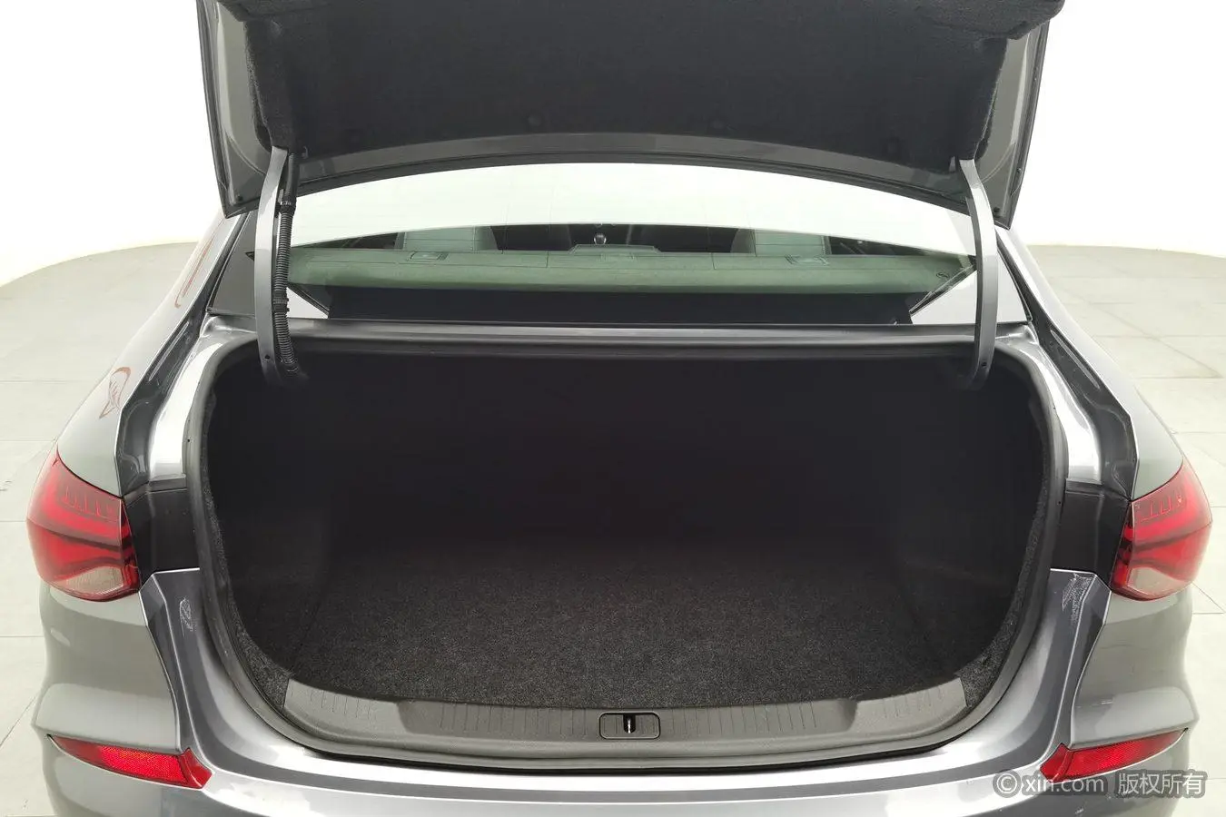Chevrolet Cruze Redline 320T dual clutch Refreshing Version