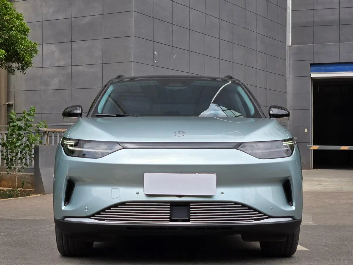 Leapmotor Zero run C11 Performance version