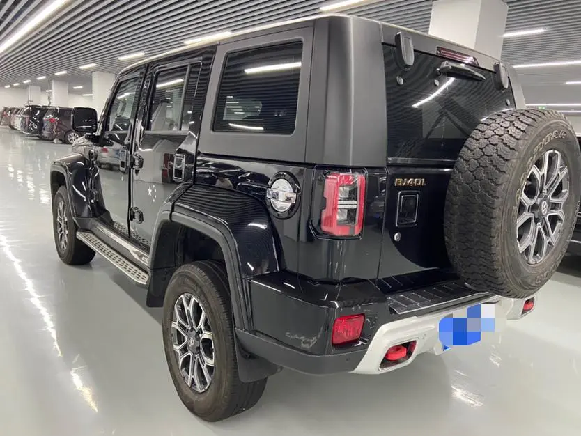 Beijing Beijing off-road BJ40 PLUS 2.3T automatic four-wheel drive exclusive edition Country VI