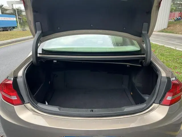 Buick Lacrosse 30H luxury