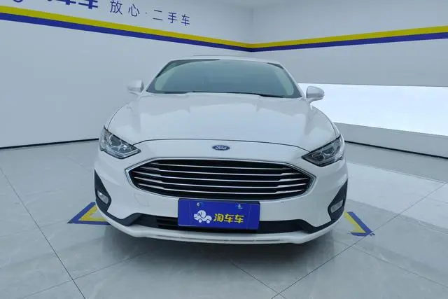 Ford Mondeo EcoBoost 180 fashion type
