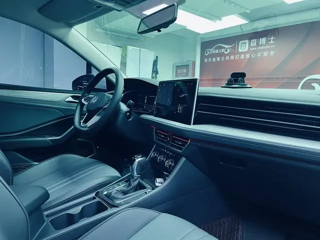 Volkswagen Sagitar Facelift Two 300TSI DSG Beyond Edition