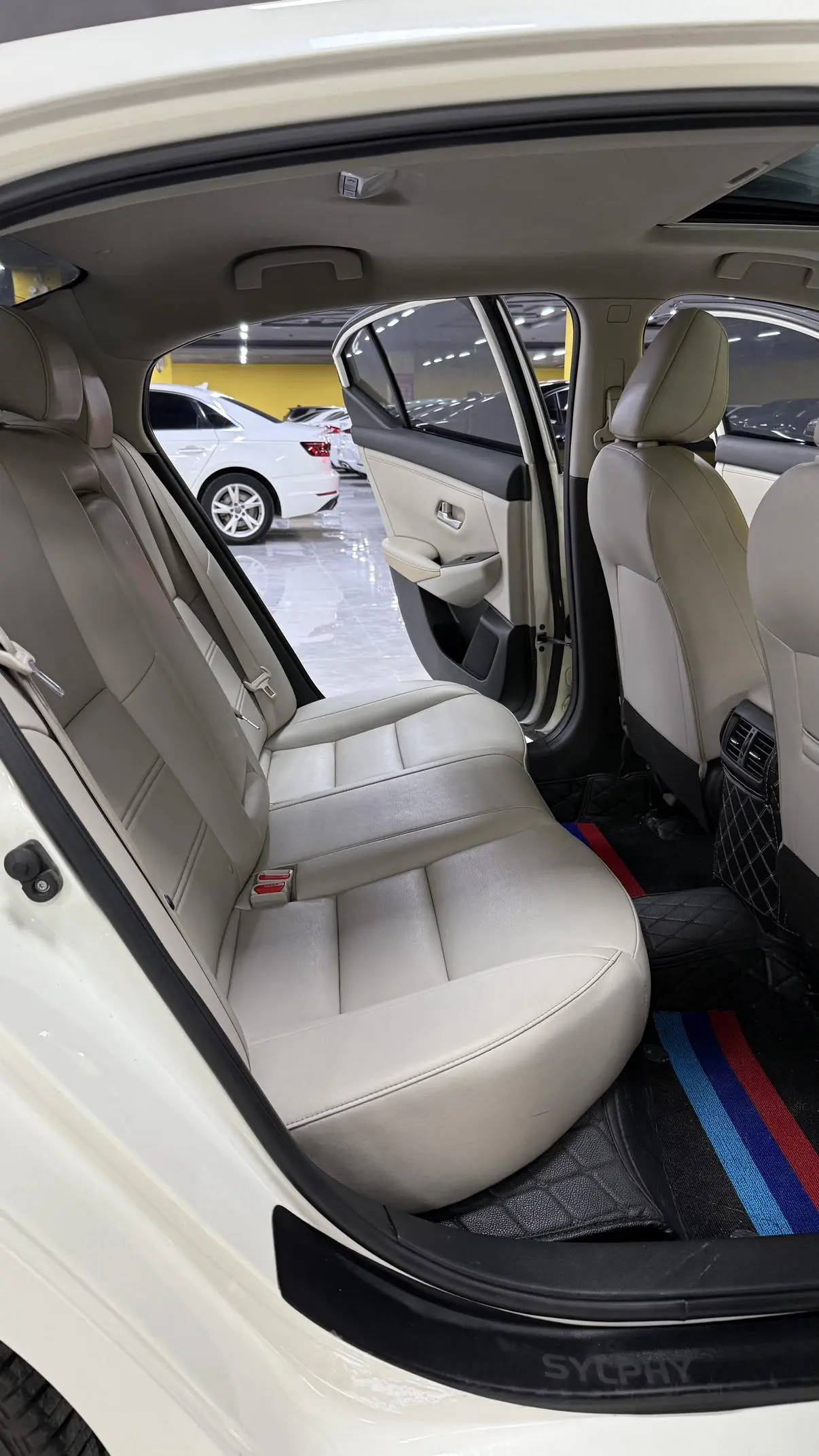Nissan Xuan Yi 1.6L XE CVT Comfort Edition
