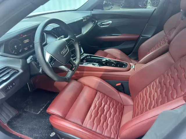 Audi Audi RS e-tron GT Basic type