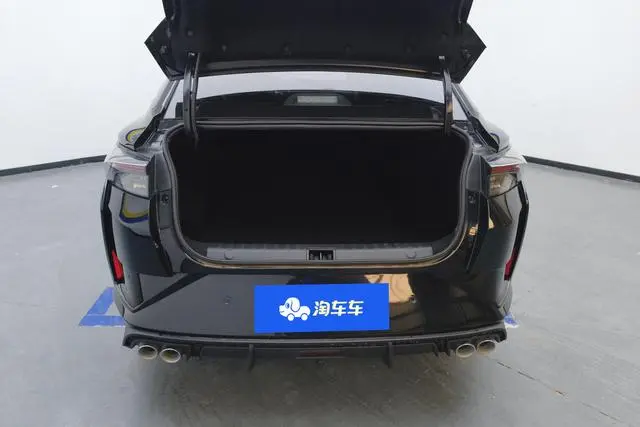 Dongfeng Fengshen Yi Hyun 230T Automatic Shadow Chasing Knight Edition