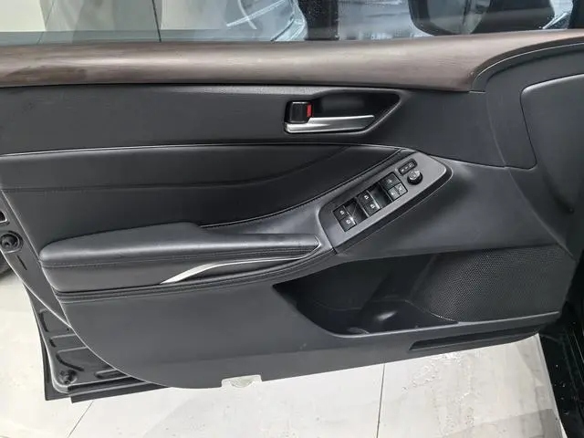 TOYOTA Asian dragon 2.0L XLE Exclusive Edition Country VI