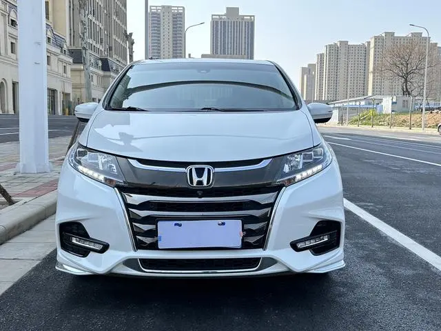 Honda Odyssey 2.0L Sharp*Ultimate Edition