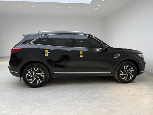 Hongqi Hongqi HS5 Facelift 2.0T Zhilian Flag Enjoy Edition