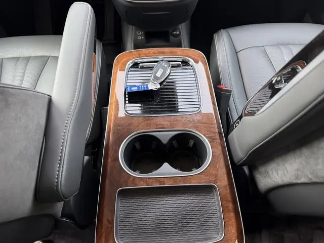 Hongqi Hongqi HQ9 PHEV Four-wheel drive Deluxe Edition