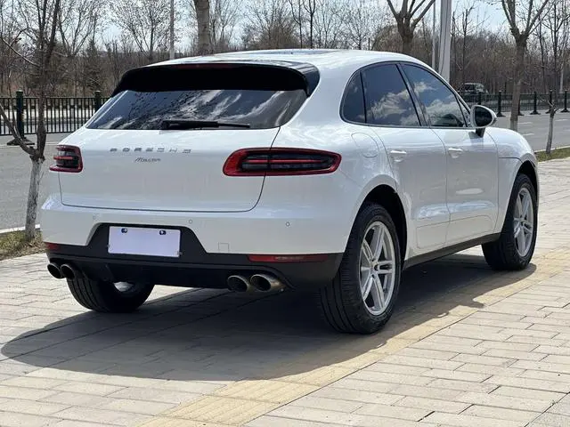 Porsche Macan Macan 2.0T