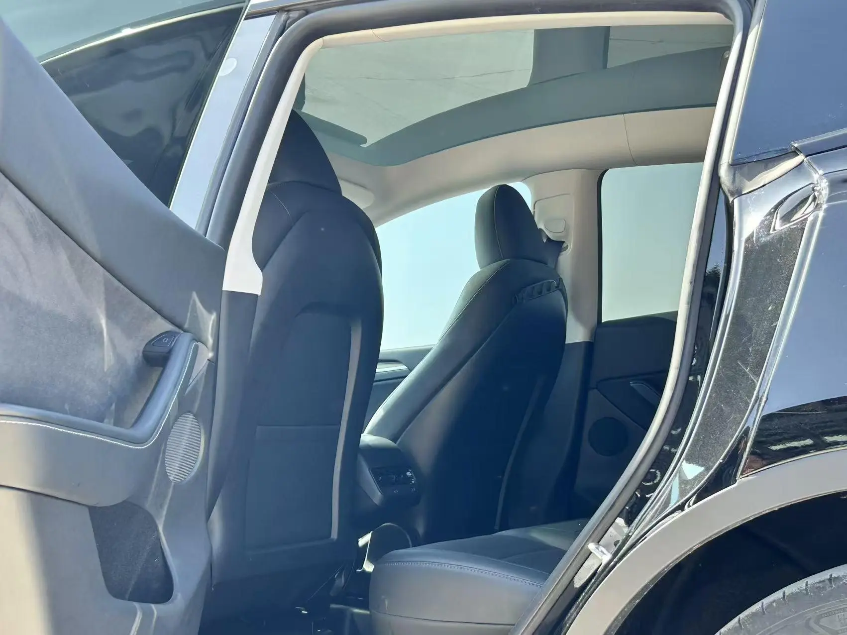 Tesla Model Y Facelifted rear-wheel drive version