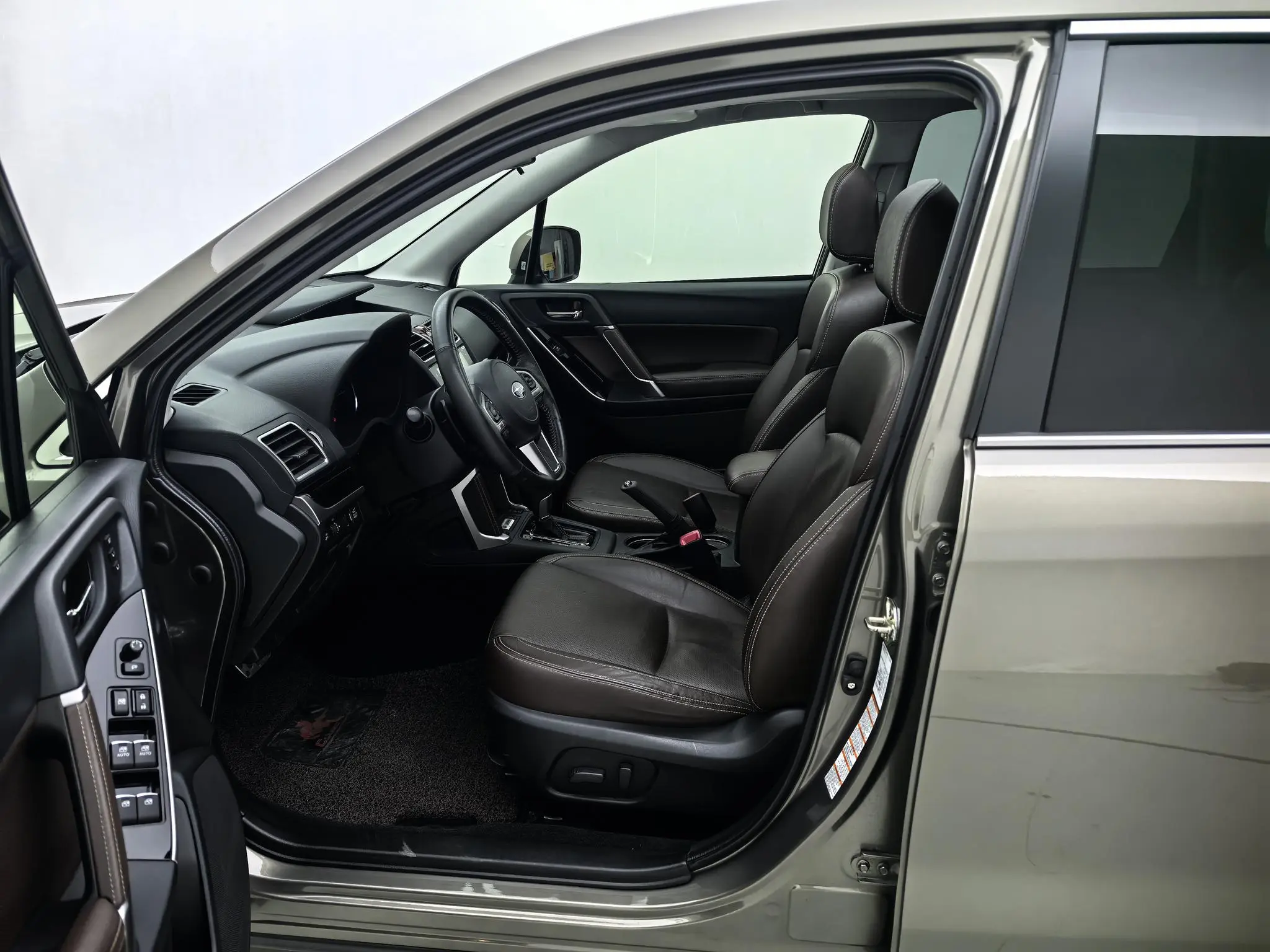 Subaru FORESTER Forester 2.5i Premium Navigation Version
