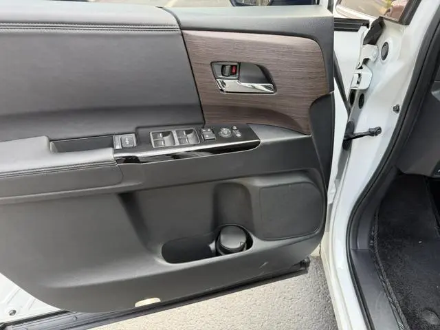 Honda Odyssey 2.0L Rui*Yaoxiang Edition