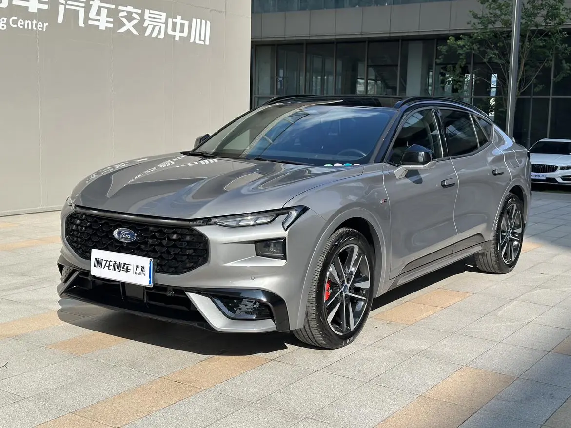 Ford EVOS EcoBoost 245 ST-Line