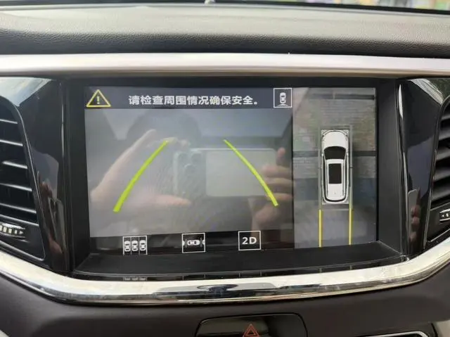 GAC Trumpchi GS8 320T two-wheel drive premium edition 7 seats