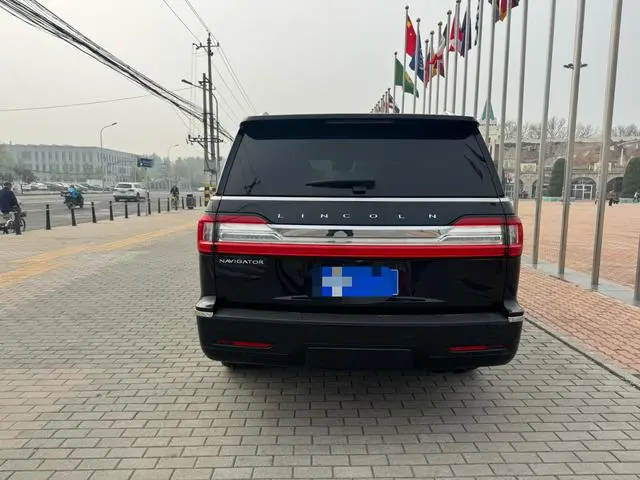 Lincoln Navigator 3.5T MONO Limited Edition MONO BLACK