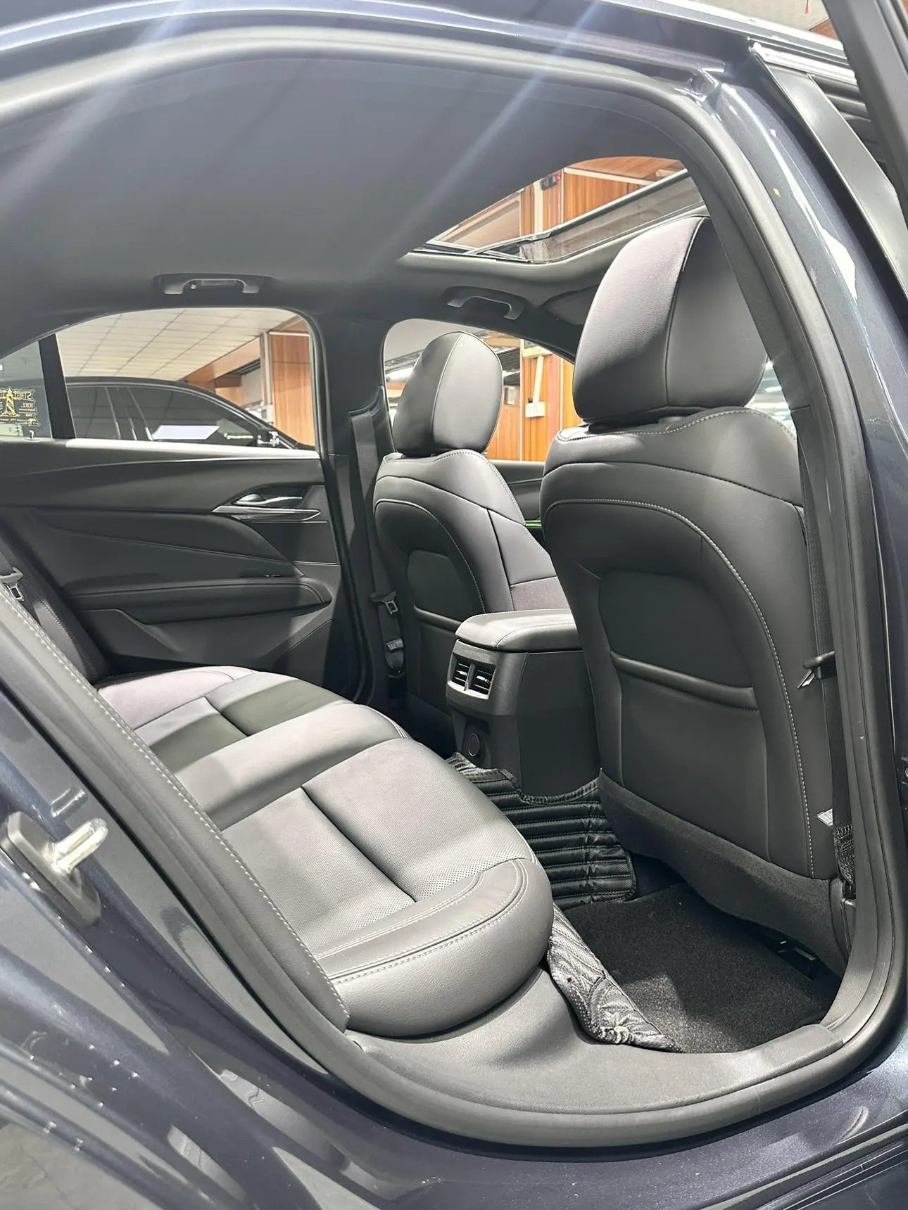 Cadillac Cadillac CT4 28T luxury