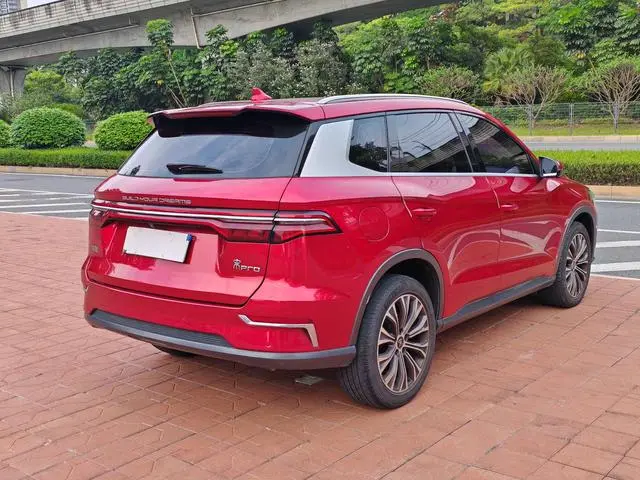 BYD Song Pro DM DM 1.5T four-wheel drive performance version flagship model