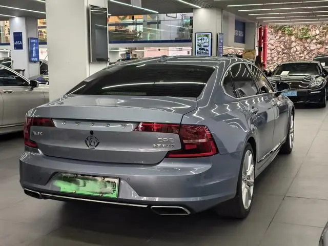 Volvo Volvo S90 PHEV T8 E-drive hybrid Zhiya Edition Country VI