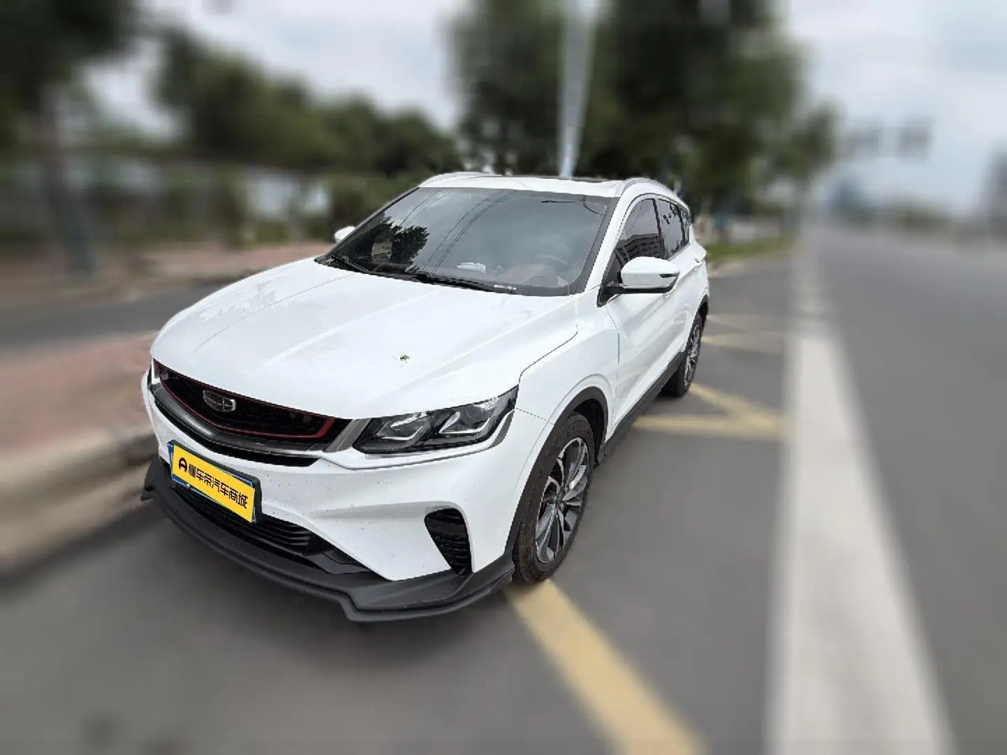 Geely Binyue PRO 260T DCT Knight