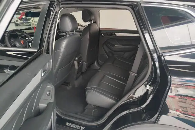 Roewe Roewe RX5 20T two-wheel drive manual Internet Zhihui Edition