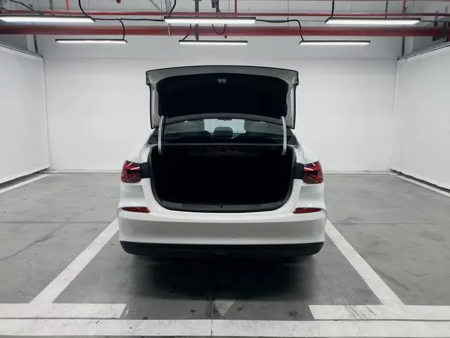 Chevrolet Cruze 320 automatic Enjoy Skylight version