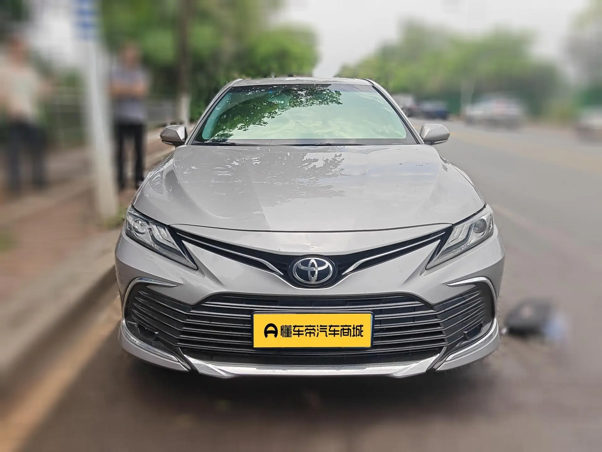 TOYOTA Camry 2.0G Deluxe Edition