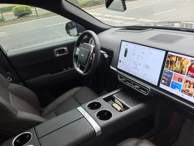 Li Auto Ideal L9 Max version
